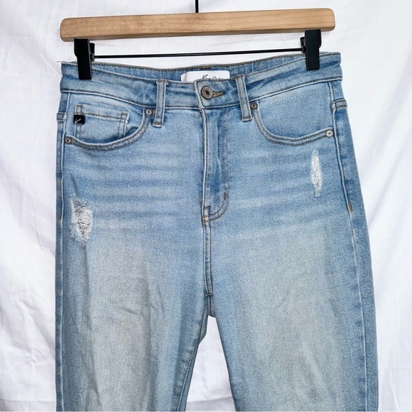 Kancan Light Wash Denim High Waisted Frayed Hem Ankle Length Jeans size 5/26 - Picture 3 of 6